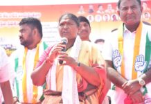 Minister Seethakka Discusses Government Schemes at Women’s Conference